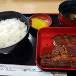 うなふじ - 長焼とご飯（中）