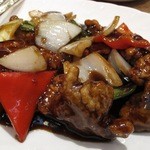 中華井門 - 豚フィレ肉の黒酢すぶた　￥850-