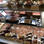 PATISSERIE MAISON de KITAGAWA CHOCOLATERIE - ケーキラインナップ
                        訪問時期はGW