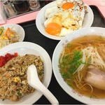 重松飯店 - まんぷくセット すごいボリューム！