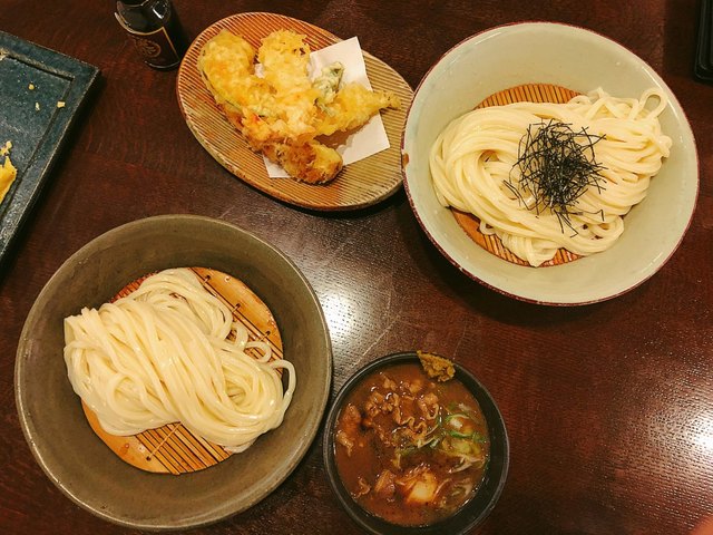 うどん およべ 表町店 うどん およべ ブラザーズ 県庁通り うどん 食べログ