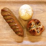 119332924 - ほうじ茶、クルミとレーズン、じゃがいもパン