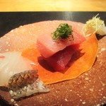 おおたに - 造り：鮪と鯛、白海老のお造り。　　　　　2019.10.29