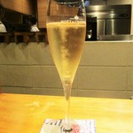 おおたに - MOET IMPERIAL 150th ANNIVERSARY Limited Gold Bottle 9,000円。　　　　　2019.10.29