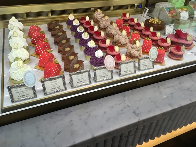 ラデュレの世界観を満喫 By ジョルノ ラデュレ 京都四条店 Laduree 京都河原町 マカロン 食べログ