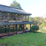 ザ キーストンガーデン - 川沿いのお店、外観