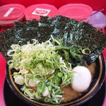 家系ラーメン とらきち家 - 