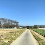 吾助 - 細い田舎道の先に♪