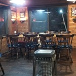 れすとらん 森 - 思ったより広いウッディーな店内