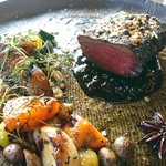 ザ キーストンガーデン - 鹿肉の薪焼きと、彩りの野菜