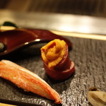 焼肉 強小亭 - 雲丹寿司　カニ寿司