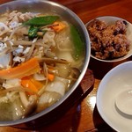 栄夏 - 塩糀ちゃんこ鍋ランチ(1500円)