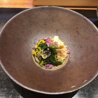 天婦羅 みやしろ - 毛蟹と舞茸と春菊のお浸し(先付け)