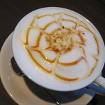 a.cafe - ヘーゼルナッツラテ