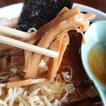 中華そば処 琴平荘 - メンマ（細目）アップ