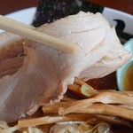 中華そば処 琴平荘 - チャーシューアップ