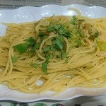 クッチーナ イタリアーナ ヴェッキオ - 海老とブロッコリーのオイルソース