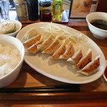 310 - 焼き餃子定食