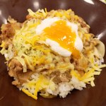 すき家 - きのこペペロンチーノ牛丼チーズおんたまMix‼️