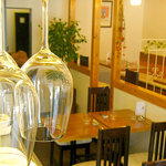 Komugico - 木を基調とした落ち着いた空間