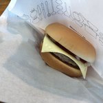 モスバーガー - チーズバーガー