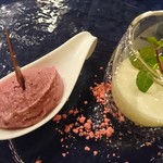 清里高原ホテル - ココナッツのムース＆ブルーベリーシャベット