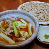 自家製粉石臼挽きうどん 青空blue 本店 - 蔵尾ﾎﾟｰｸと白菜のつけ汁うどん