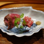 肉割烹 上 - 漬けとたたき