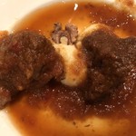 ワインレストラン ドミナス - ニホンジカのすね肉のトマト煮込み