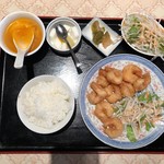 台湾料理 シンシン - エビ天定食