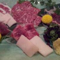 馬春楼 北新地総本店 - 馬刺し盛り(梅)