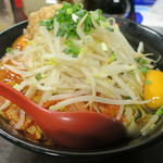 旨辛タンメン 荒木屋 - 海老辛まぜそば900円、チャーシュー100円（裏）