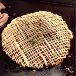 田ご - アスパラとベーコンのお好み焼き焼き