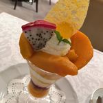 資生堂パーラー - 沖縄県 宮古島産 キーツマンゴーのパフェ