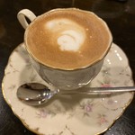 カプチーノ詩季 - モーニングセットで選んだカフェマッキャート