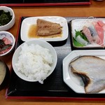 ヤマサン 渡辺商店 - 