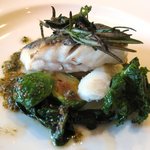 イルモンドピッコロ - 目鯛の香草焼きを反対側から撮影