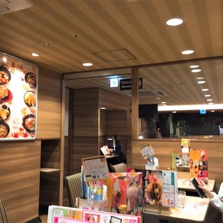 新宿駅でおすすめの美味しいファミレスをご紹介 食べログ 新宿駅でおすすめの美味しいファミレスをご紹介 食べログ
