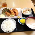 さくら食堂 - 悪鬼フライ定食