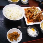 慶軍飯店 - ユーリンチー定食(780円)