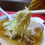 一品香 - 太麺。