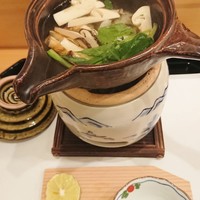 馬車道 大かわ - 鱧と松茸の土瓶蒸し