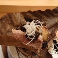 馬車道 大かわ - 合鴨と茄子の朴葉味噌