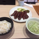 gyuutanwaka - 牛たん4枚定食