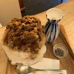 御菓子所 勉強堂 川口暢適庵 - 黒蜜きな粉かき氷