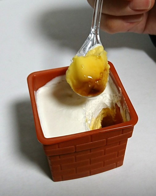 サンタクリームの新商品「えんとつプリン」貰って嬉しい美味しくて