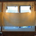 ウェンズディ カフェ&ベイク - 窓際席