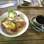 ウェンズディ カフェ&ベイク - 至福のひと時