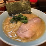 寿々喜家 - 料理写真:ラーメン並