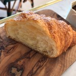 119441263 - クロワッサン
